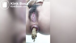 20241117 smelling my beautiful turd