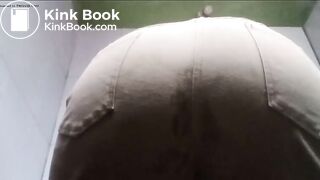 Lady makes a total mess in pants