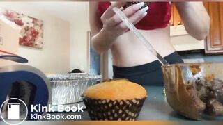 Hot girl making shit cupcakes