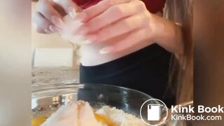 Hot girl making shit cupcakes