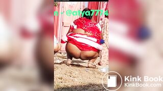 Big ass aunty pissing outside