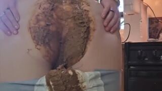 Panty poop 2