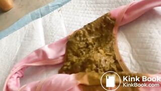 She poops in her pink panties