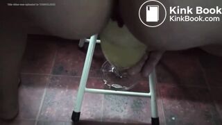 Latina shitting diarrhea on plate