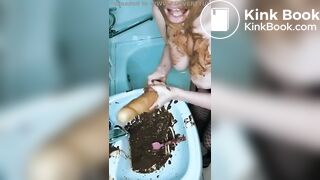 Cute Girl exteme scat eating