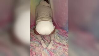 Diaper diarrhea in bed