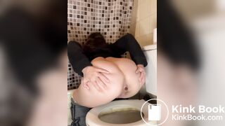 Pooping - video 599