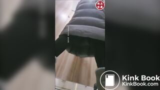 spy camera asian girl pee and shit.video_214