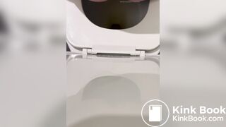 she filled the toilet - video 2