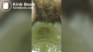 Pissing & Farting Like A Tiny Engine Revving (Poop ♡)