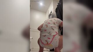 Cute girl pooping pamper