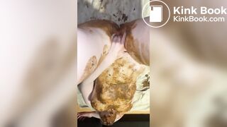 scat smearing and fingering