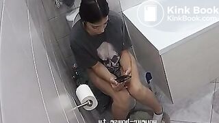 Latina Runny Plops