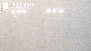 Gostosa da bundona cagou na calcinha