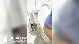Girl Toilet Fart 2