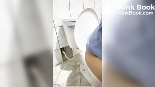 Girl Toilet Fart 2