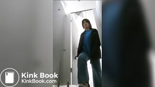 spy camera asian girl pee and shit.video_177
