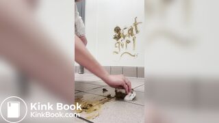 Scat Girl making public mess