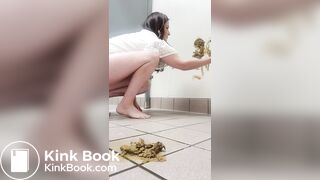 Scat Girl making public mess