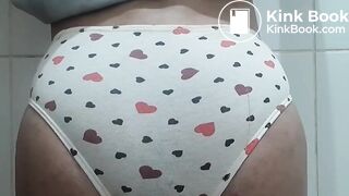 Poop in paterned panties