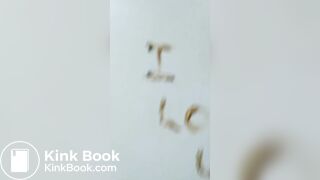 Gorda gostosa cagando e lambuzando