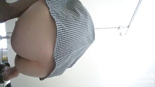 spy camera asian girl pee and shit.video_235