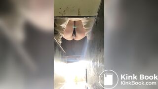 spy camera asian girl pee and shit.video_226