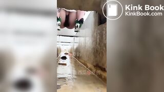 spy camera asian girl pee and shit.video_166