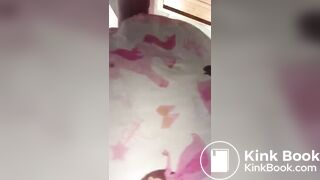 Girlfriend diaper messing :3