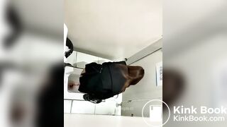spy camera asian girl pee and shit.video_170