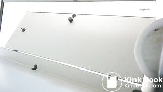 spy camera asian girl pee and shit.video_161