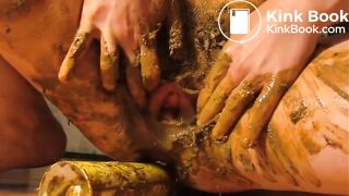 Scat slut shoves freshner in her cunt