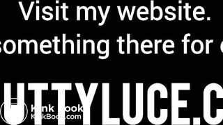 2 bad Bitches Shit in Lucky guy's mouth without remorse