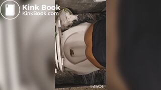 Ebony girl shitting at friends house - video 2