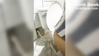 Girl Toilet Fart