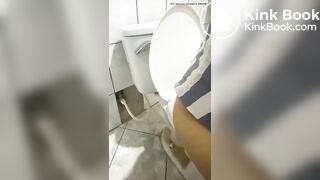 Girl Toilet Fart