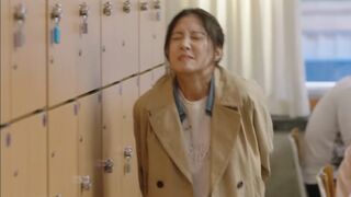 Korean Girl Gets Diarrhea During an Important Test