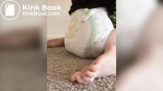 Diaper girl poop n sit
