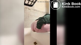 Gassy Tub Shit and Piss