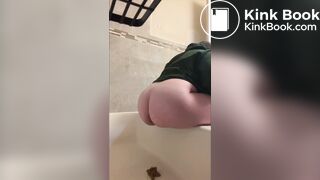 Gassy Tub Shit and Piss