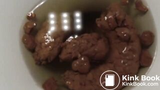 She makes a poo - video 11