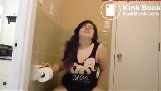 Chubby girl shitting in the bathroom