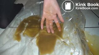 girl shits - video 32
