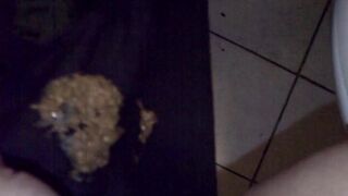 girl shits - video 18