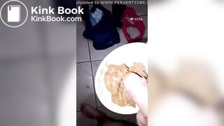 Shiting on plate - video 2