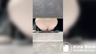 PEEPING AT CHINESE GIRLS USING THE RESTROOM.ZZA_158