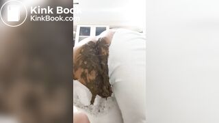 explosive diarrhea pants blowout