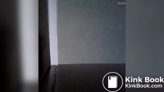 ガールフレンドうんこうなり声