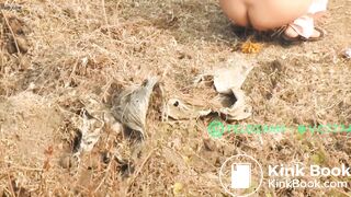 Hot desi girl shitting