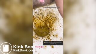 She unleashes thunderous DIARRHEA splashes - video 4